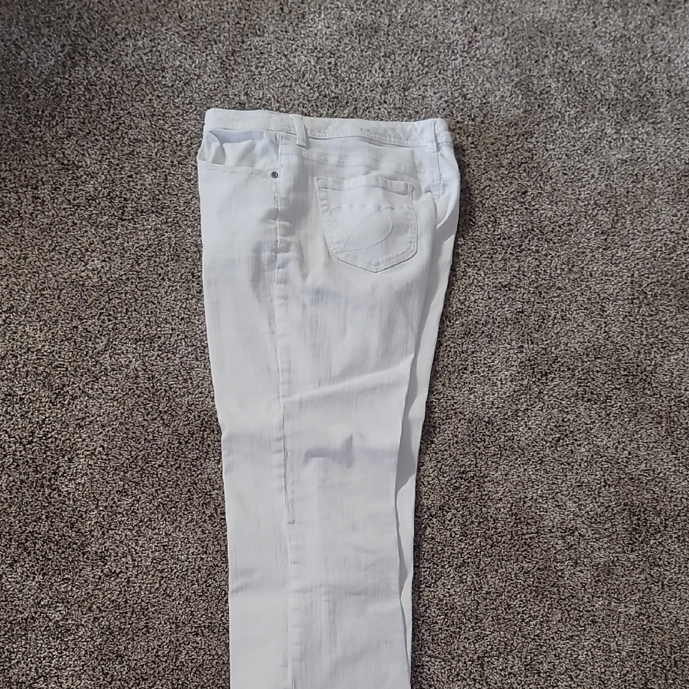 Chicos Women's Crisp White Platinum Jeans